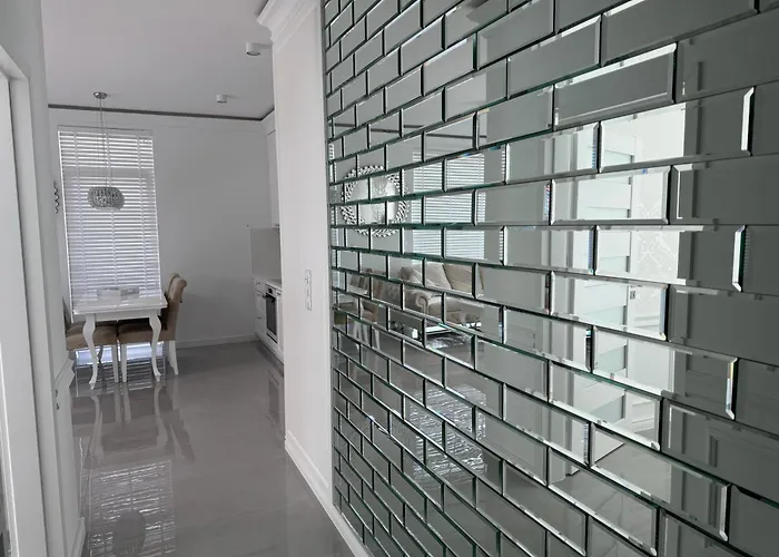 Apartament Glamour 10B- Premium Z Basenem